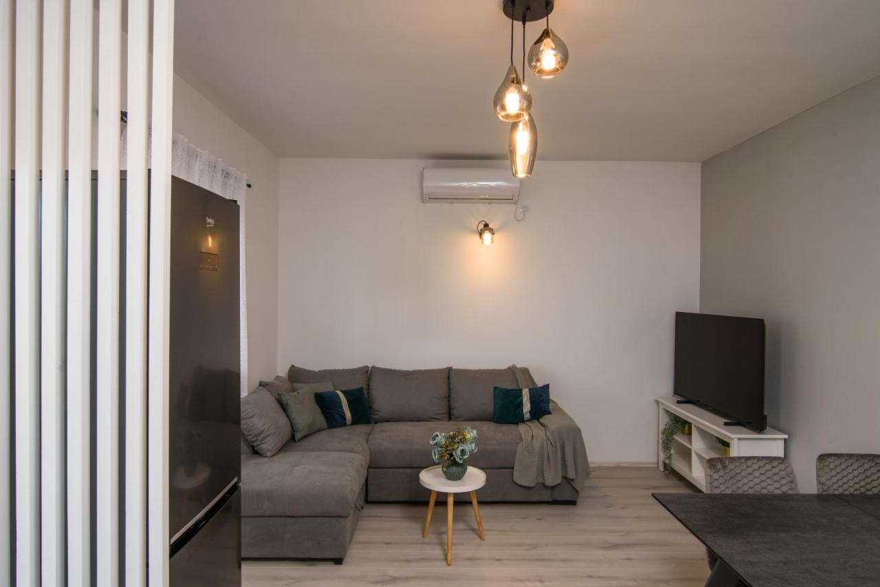 טרוגיר Luxury Apartment Hajdi מראה חיצוני תמונה